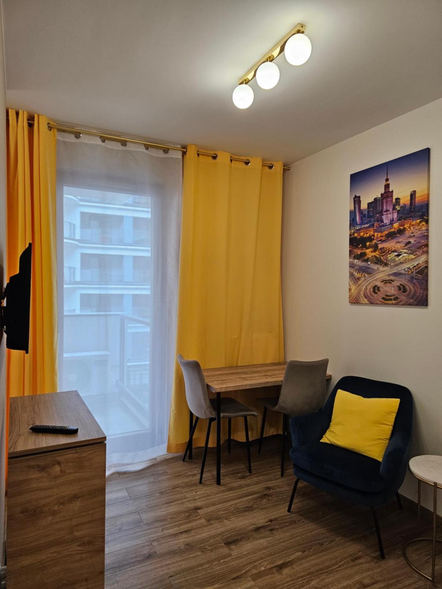 Apartamenty Wola Tower Warschau Exterior foto