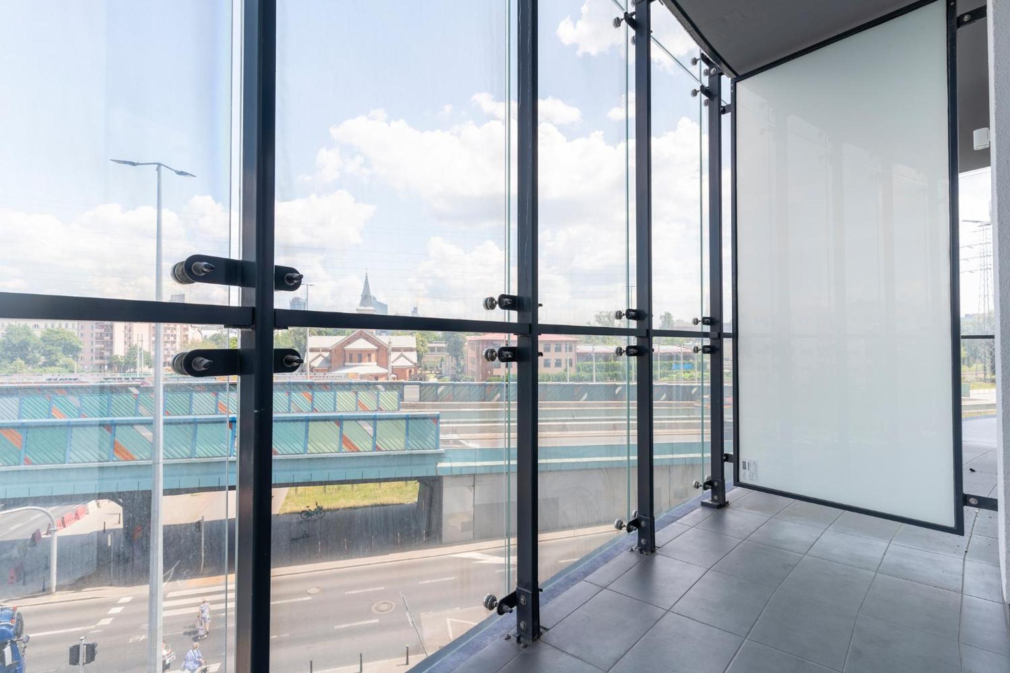 Apartamenty Wola Tower Warschau Exterior foto