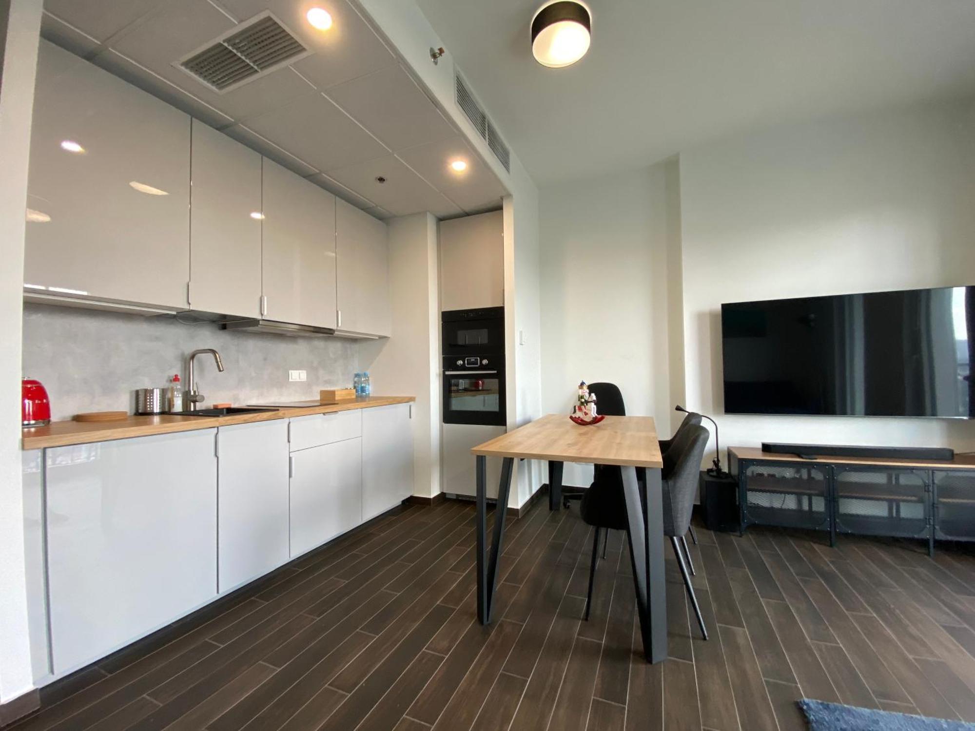 Apartamenty Wola Tower Warschau Exterior foto